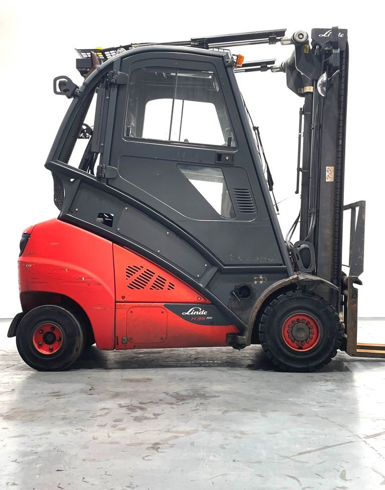 Linde H35D-393-EVO - Diesel forklift: picture 5 Linde H35D-393-EVO - Diesel forklift: picture 5