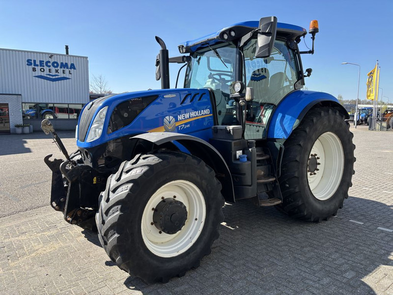 Farm tractor New Holland T7.245 Auto Command MY18: picture 17