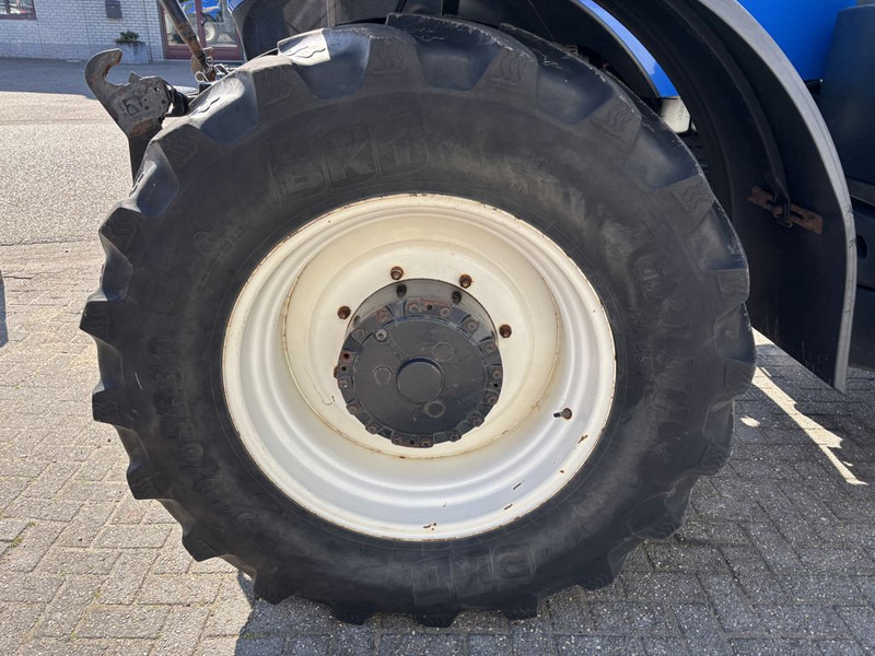 Farm tractor New Holland T7.245 Auto Command MY18: picture 7
