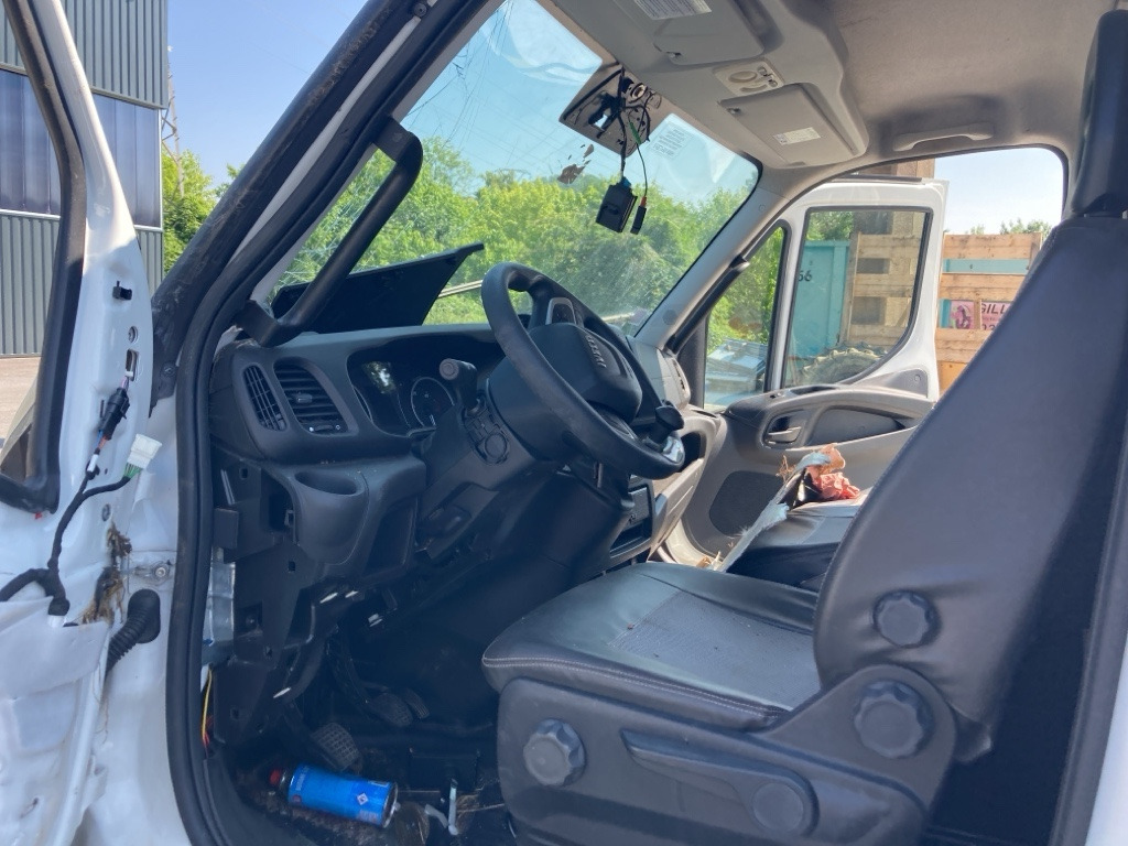 IVECO DAILY FOURGON 50C18 - Truck with aerial platform: picture 4 IVECO DAILY FOURGON 50C18 - Truck with aerial platform: picture 4