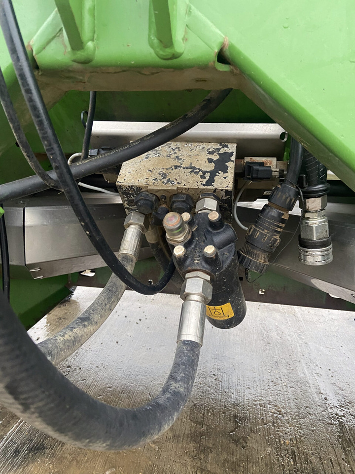 Amazone ZA-TS4200 - Fertilizer spreader: picture 2 Amazone ZA-TS4200 - Fertilizer spreader: picture 2