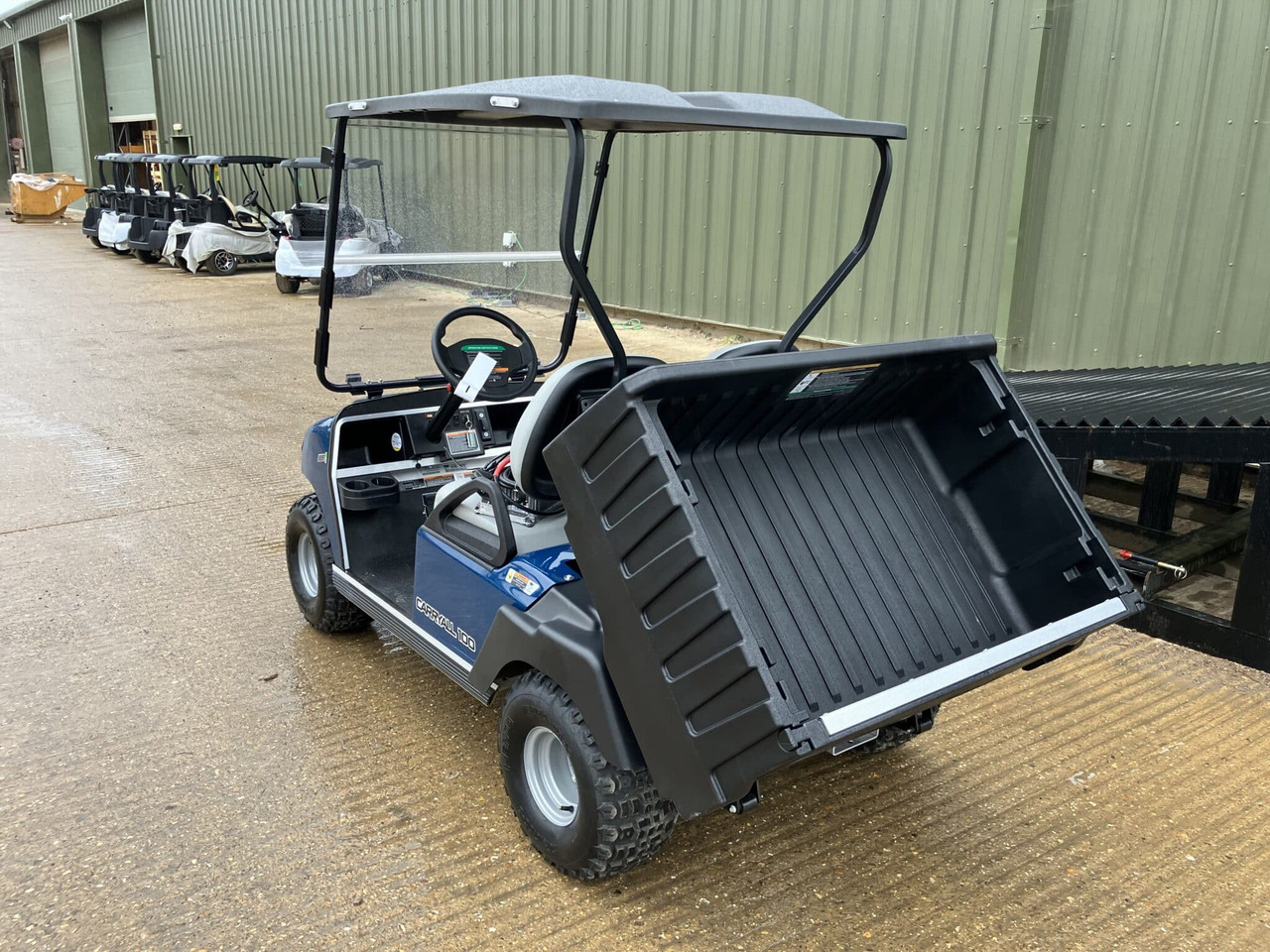 Club Car Carryall 100 Utility Vehicle - ATV/ Quad: picture 2 Club Car Carryall 100 Utility Vehicle - ATV/ Quad: picture 2