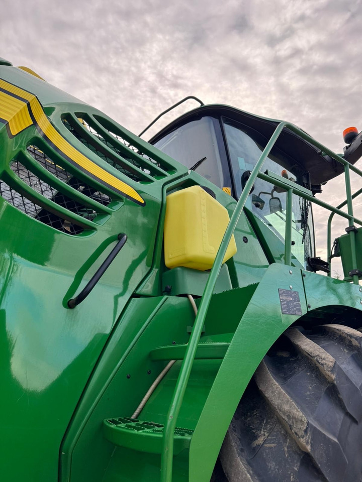 John Deere 8600i - Forage harvester: picture 4 John Deere 8600i - Forage harvester: picture 4