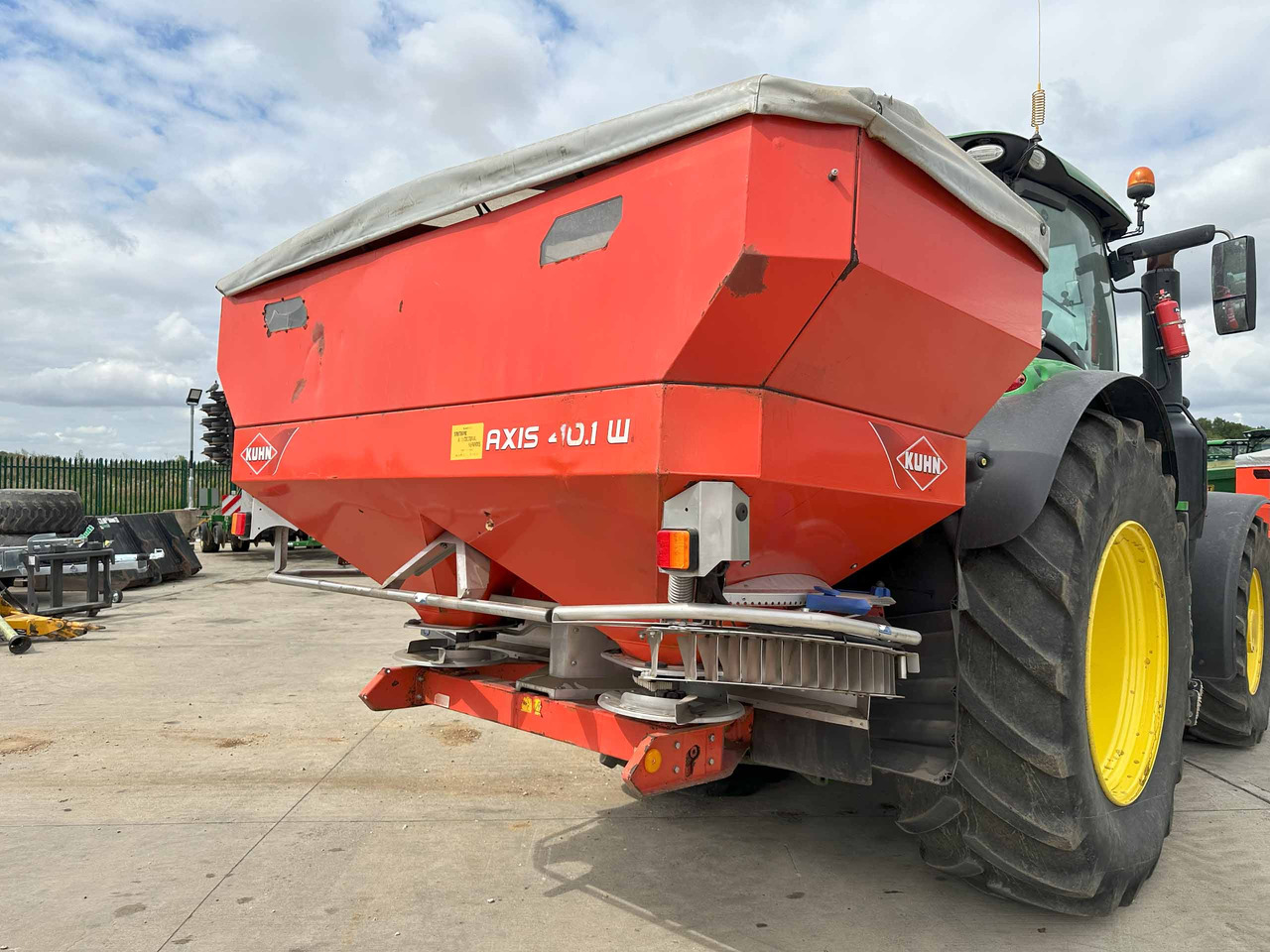 Kuhn Axis 40.1W - Fertilizer spreader: picture 5 Kuhn Axis 40.1W - Fertilizer spreader: picture 5