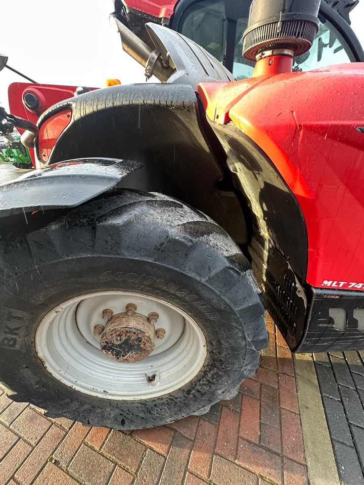 Manitou MLT741-140 - Telescopic handler: picture 5 Manitou MLT741-140 - Telescopic handler: picture 5
