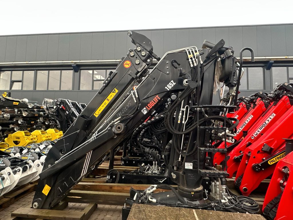 Hiab LogLift 150 Z - Logging truck, Crane truck: picture 2 Hiab LogLift 150 Z - Logging truck, Crane truck: picture 2
