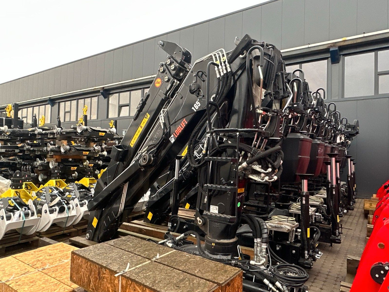 Hiab LogLift 165 Z - Logging truck, Crane truck: picture 4 Hiab LogLift 165 Z - Logging truck, Crane truck: picture 4