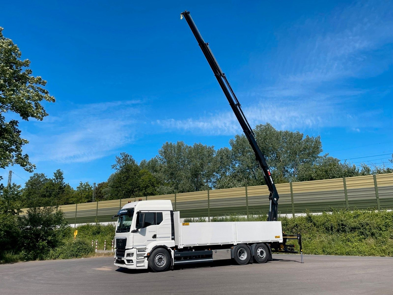 MAN TGS 26.480 6X2 Euro6 Retarder HIAB 228 - 4 - Crane truck: picture 2 MAN TGS 26.480 6X2 Euro6 Retarder HIAB 228 - 4 - Crane truck: picture 2