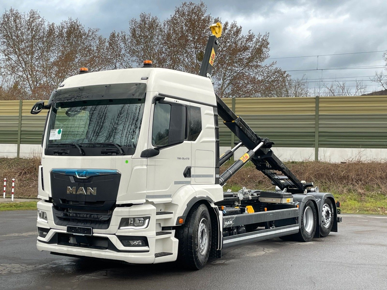 MAN TGS 26.480 6x2 Retarder Hyva 20-60 Abrollkipper - Hook lift truck: picture 2 MAN TGS 26.480 6x2 Retarder Hyva 20-60 Abrollkipper - Hook lift truck: picture 2