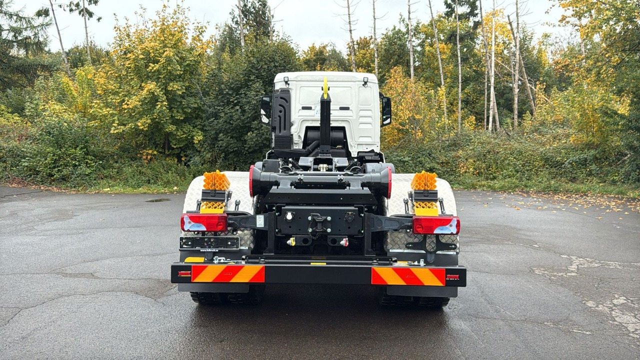 MAN TGS 35.480 8x4 Euro6e Hiab MultLift Abrollkipper - Hook lift truck, Crane truck: picture 4 MAN TGS 35.480 8x4 Euro6e Hiab MultLift Abrollkipper - Hook lift truck, Crane truck: picture 4