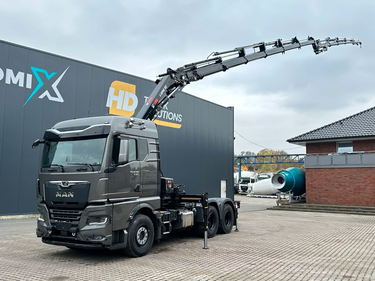 MAN TGX 26.580 6x4 Kran Hiab 302-6 + Jib-4 - Crane truck: picture 2 MAN TGX 26.580 6x4 Kran Hiab 302-6 + Jib-4 - Crane truck: picture 2