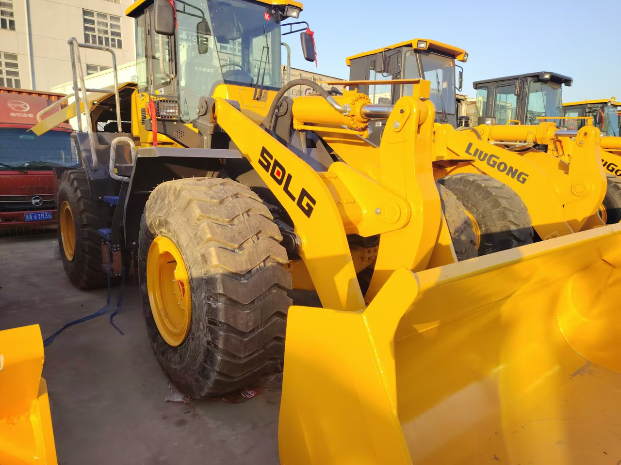 SDLG LG958F - Wheel loader: picture 1 SDLG LG958F - Wheel loader: picture 1