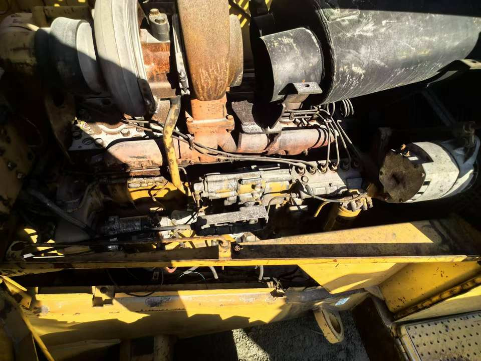 Used Front Wheel Loader CAT 966F With Good Price From Wheel Loaders Caterpillar Machinery Cat 966F Loaders - Wheel loader: picture 5 Used Front Wheel Loader CAT 966F With Good Price From Wheel Loaders Caterpillar Machinery Cat 966F Loaders - Wheel loader: picture 5