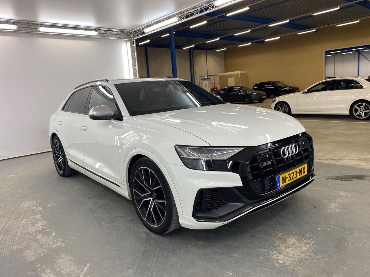 Audi Q8 4.0 TDI SQ8 quattro | 2020 | 182.852 km | Automaat | N323NX | NAP: Geen oordeel - SUV: picture 2 Audi Q8 4.0 TDI SQ8 quattro | 2020 | 182.852 km | Automaat | N323NX | NAP: Geen oordeel - SUV: picture 2