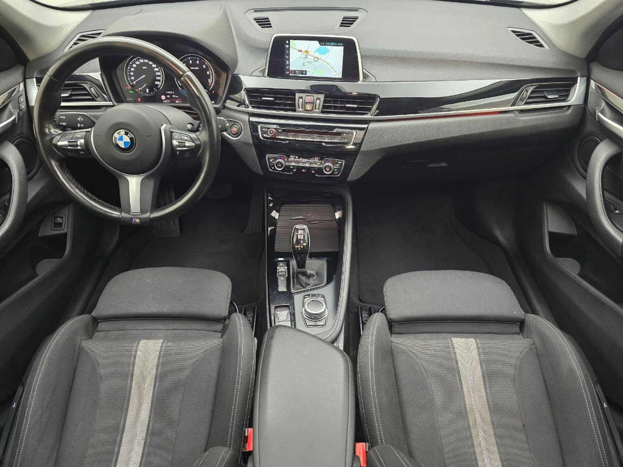 BMW X1 sDrive20i Executive Edition | 2019 | 143.771 km | Automaat | X867FB | NAP: Geen oordeel - SUV: picture 5 BMW X1 sDrive20i Executive Edition | 2019 | 143.771 km | Automaat | X867FB | NAP: Geen oordeel - SUV: picture 5