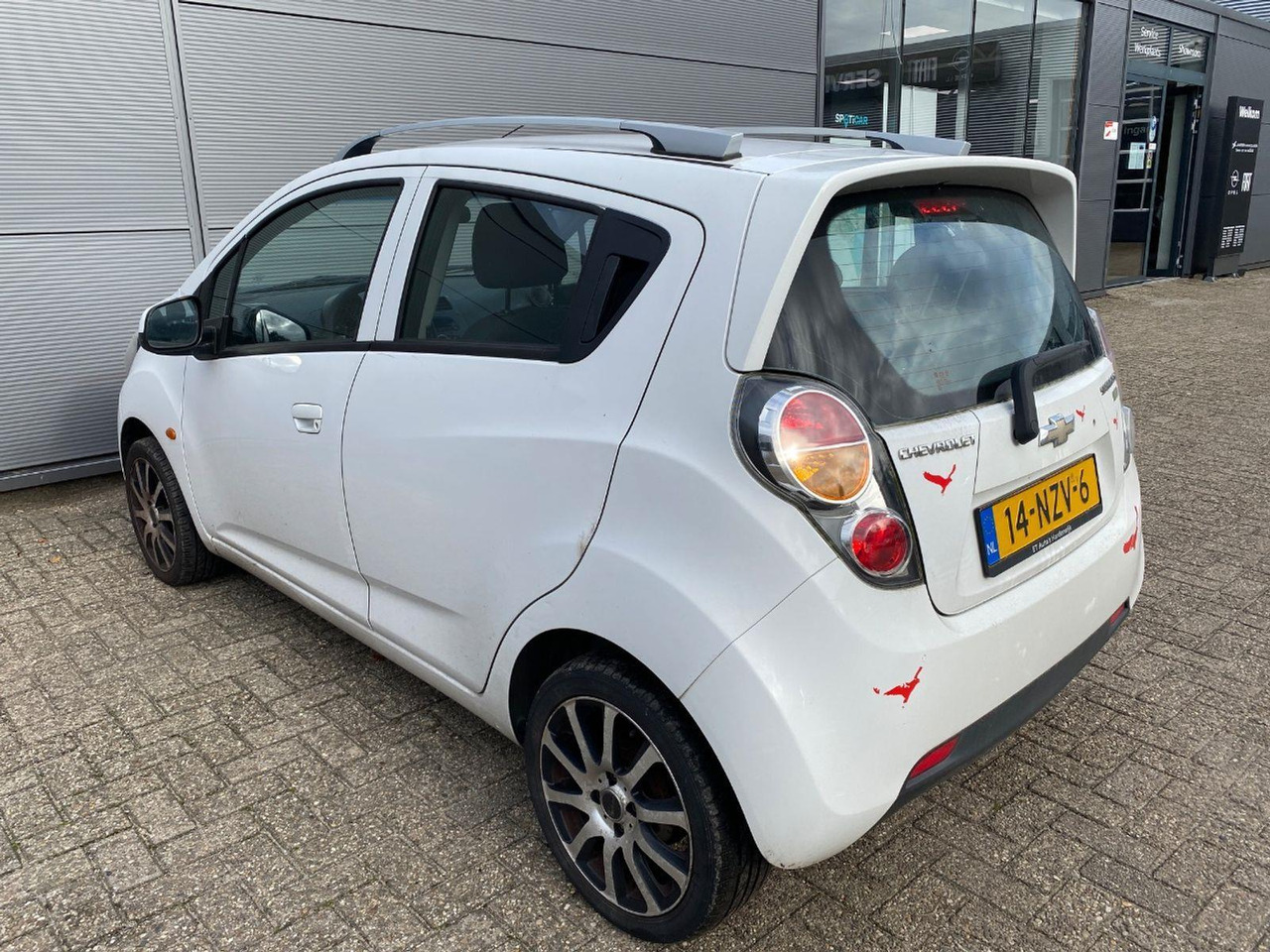 Chevrolet Spark 1.0 16V LS Bi - Fuel | 2011 | 200.448 km | 14NZV6 | NAP: Logisch - Hatchback: picture 3 Chevrolet Spark 1.0 16V LS Bi - Fuel | 2011 | 200.448 km | 14NZV6 | NAP: Logisch - Hatchback: picture 3