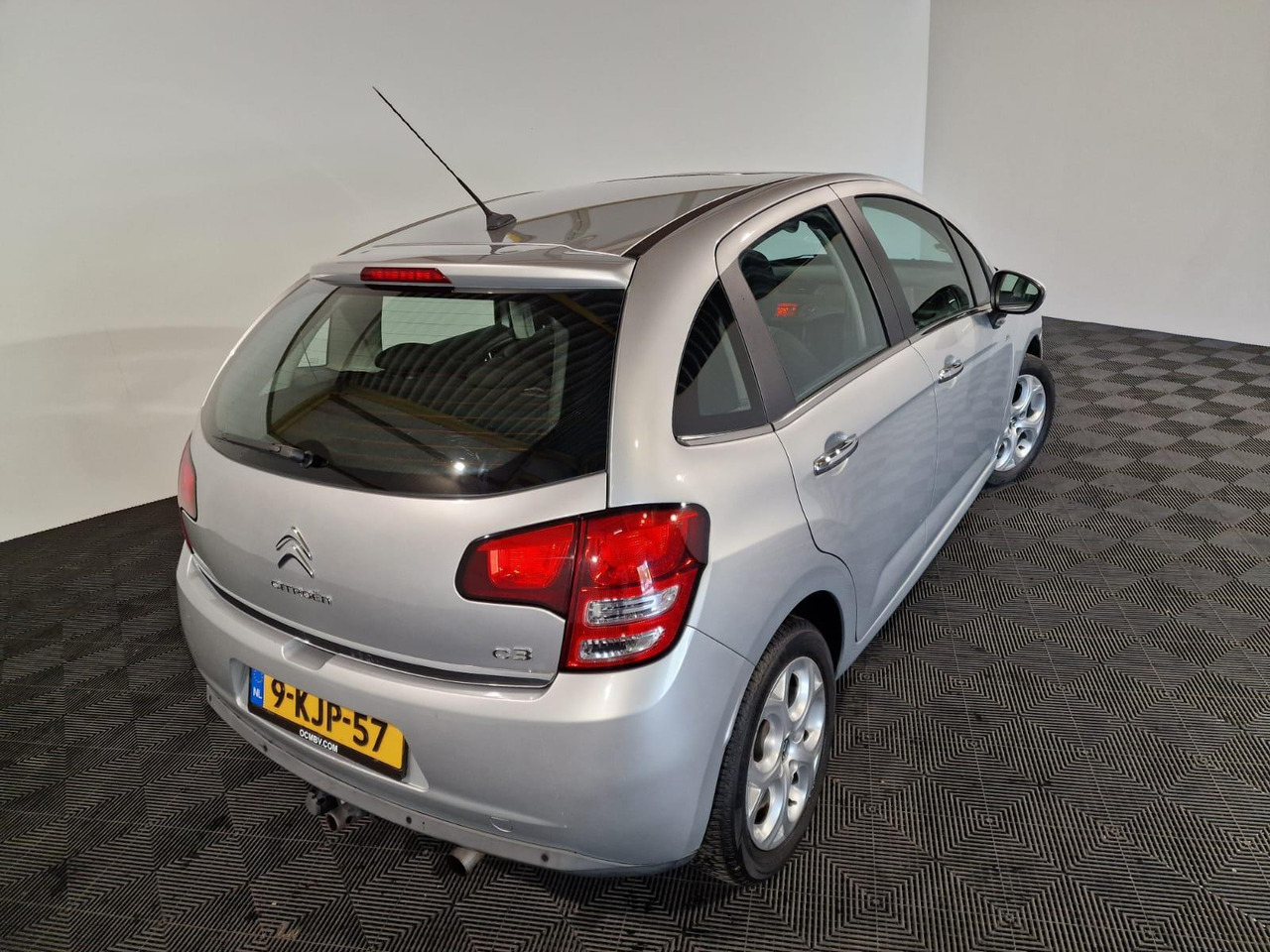Citroen C3 1.6 Vti 9-KJP-57 - Car: picture 4 Citroen C3 1.6 Vti 9-KJP-57 - Car: picture 4