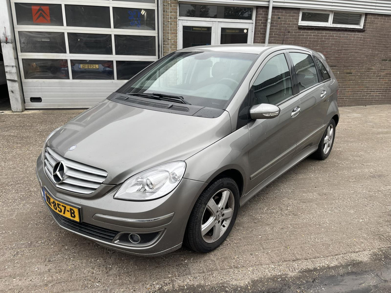 Car Mercedes-Benz B-Klasse 170 Business Class | 2005 | 217.372 km | RK-857-B: picture 1