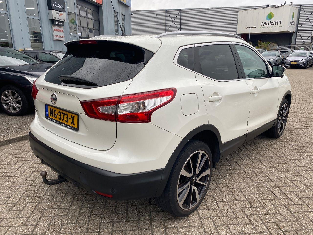 Nissan Qashqai 1.2 Tekna | 2016 | 172.484 km | Automaat | NG373X | NAP: Geen oordeel - SUV: picture 4 Nissan Qashqai 1.2 Tekna | 2016 | 172.484 km | Automaat | NG373X | NAP: Geen oordeel - SUV: picture 4