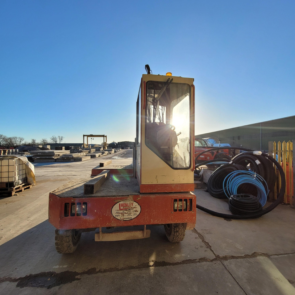 Fantuzzi SF50U - Side loader: picture 3 Fantuzzi SF50U - Side loader: picture 3