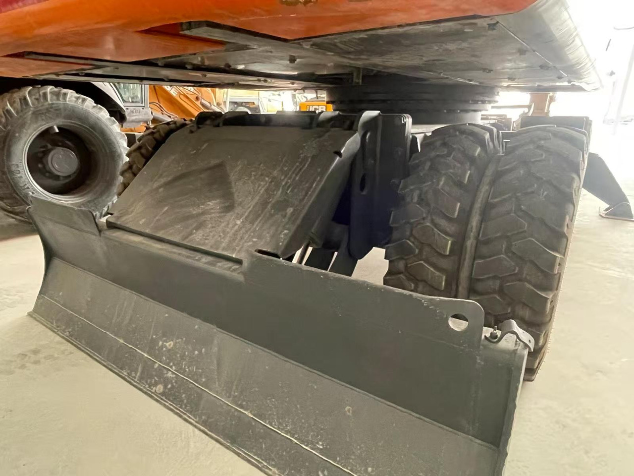 DOOSAN DX210 - Wheel excavator: picture 5 DOOSAN DX210 - Wheel excavator: picture 5