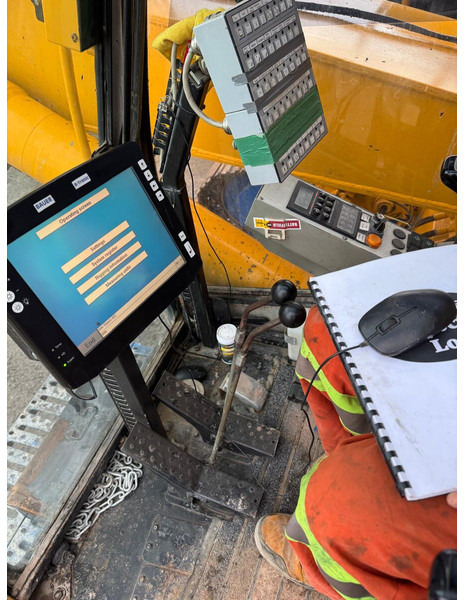 Bauer BG 24 H - Drilling machine: picture 4 Bauer BG 24 H - Drilling machine: picture 4