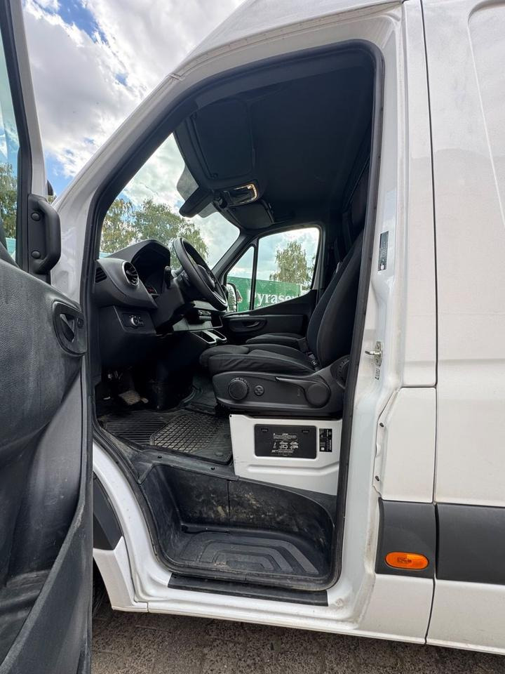 Mercedes-Benz Sprinter 317/inkl.Werkstattregale- Sortimo - Panel van: picture 5 Mercedes-Benz Sprinter 317/inkl.Werkstattregale- Sortimo - Panel van: picture 5