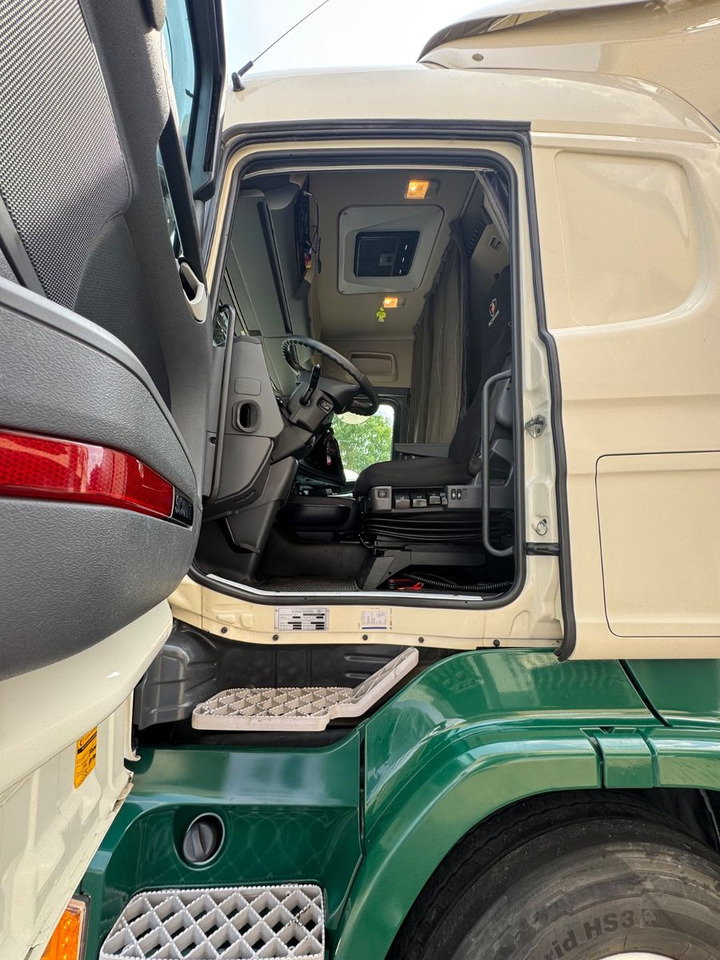 Scania R450/Kupplungspedal/6x2/2xBett/Top-Zustand! - Curtain side truck: picture 3 Scania R450/Kupplungspedal/6x2/2xBett/Top-Zustand! - Curtain side truck: picture 3