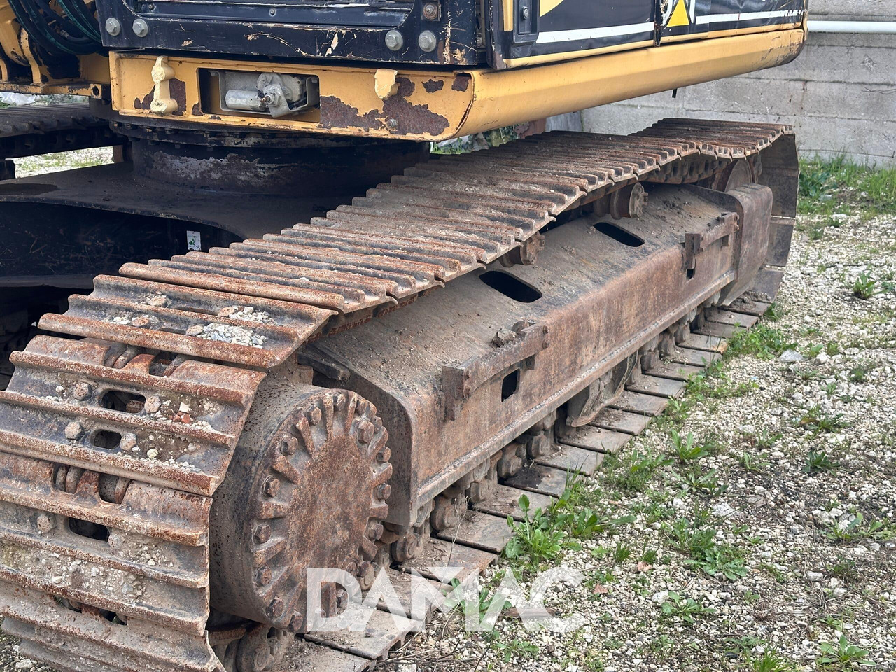 CAT 318B - Crawler excavator: picture 3 CAT 318B - Crawler excavator: picture 3