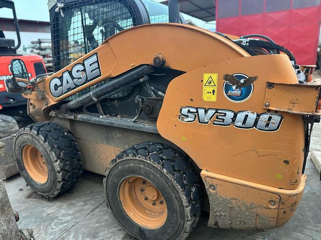 Case SV300 - Compact track loader: picture 4 Case SV300 - Compact track loader: picture 4