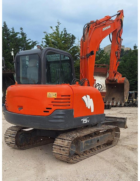 Doosan SOLAR 75V - Excavator: picture 4 Doosan SOLAR 75V - Excavator: picture 4
