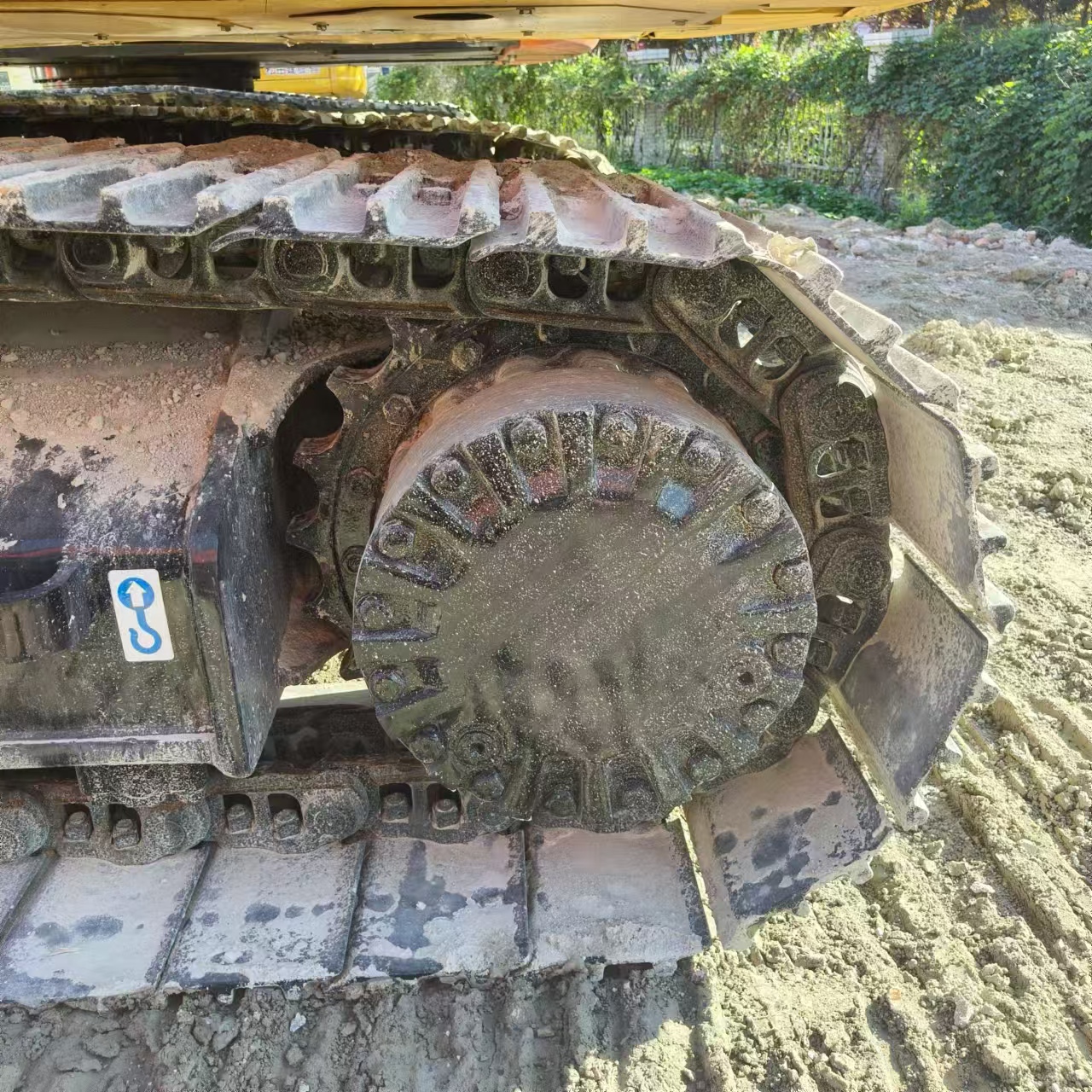 Crawler excavator CATERPILLAR 323D: picture 11