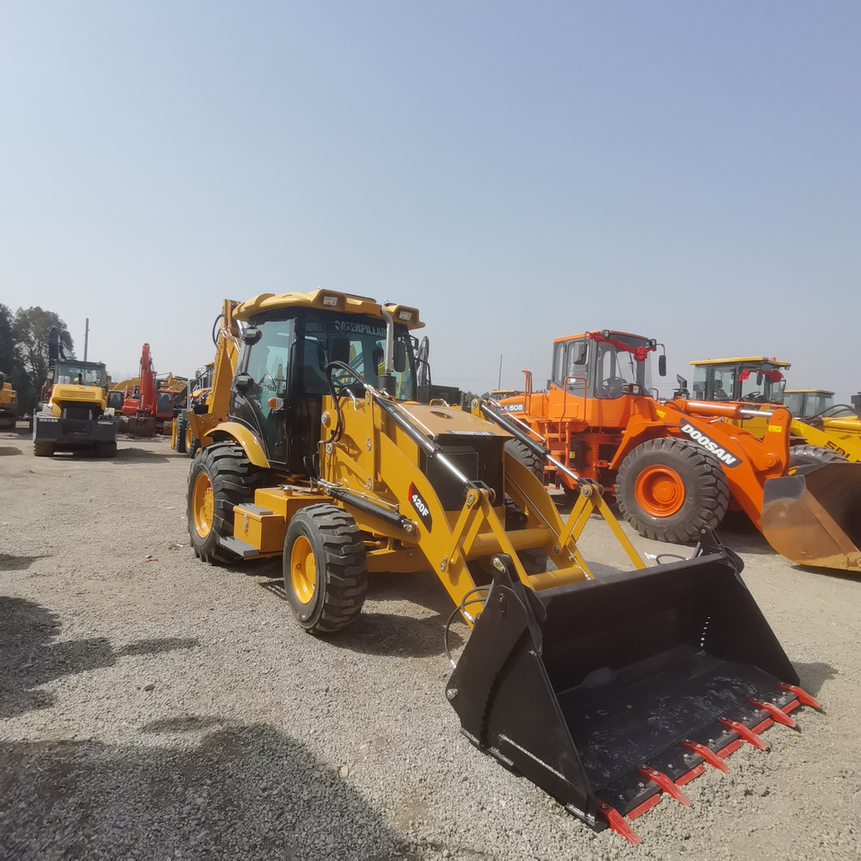 CATERPILLAR 420F - Backhoe loader: picture 5 CATERPILLAR 420F - Backhoe loader: picture 5