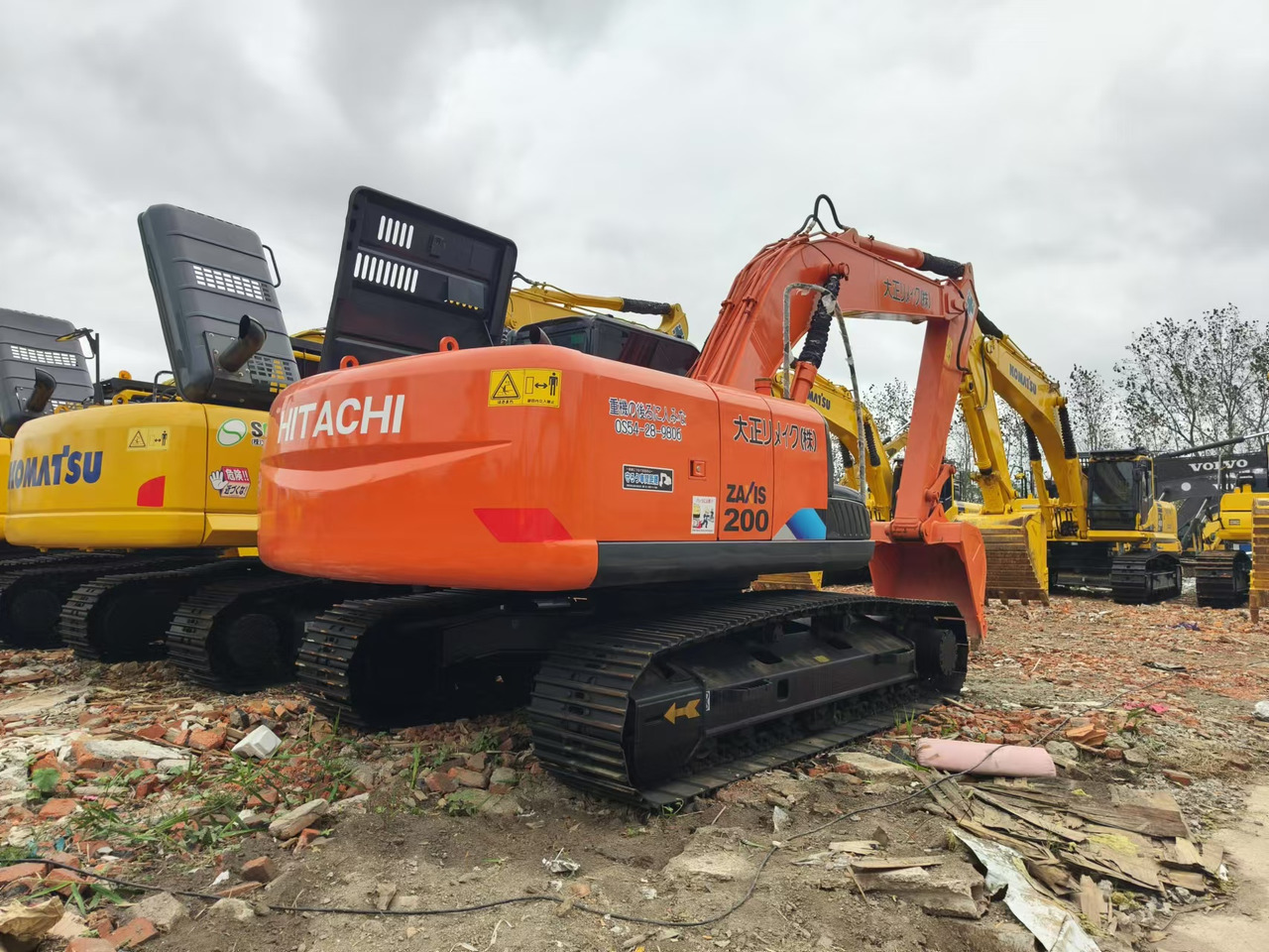 HITACHI ZX200 - Crawler excavator: picture 2 HITACHI ZX200 - Crawler excavator: picture 2