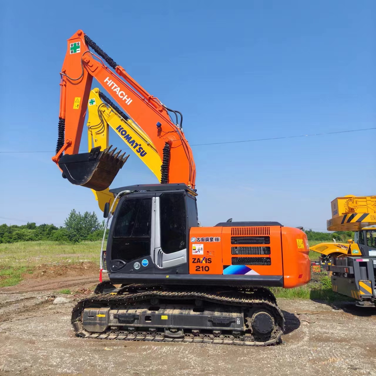 HITACHI ZX210 - Crawler excavator: picture 1 HITACHI ZX210 - Crawler excavator: picture 1