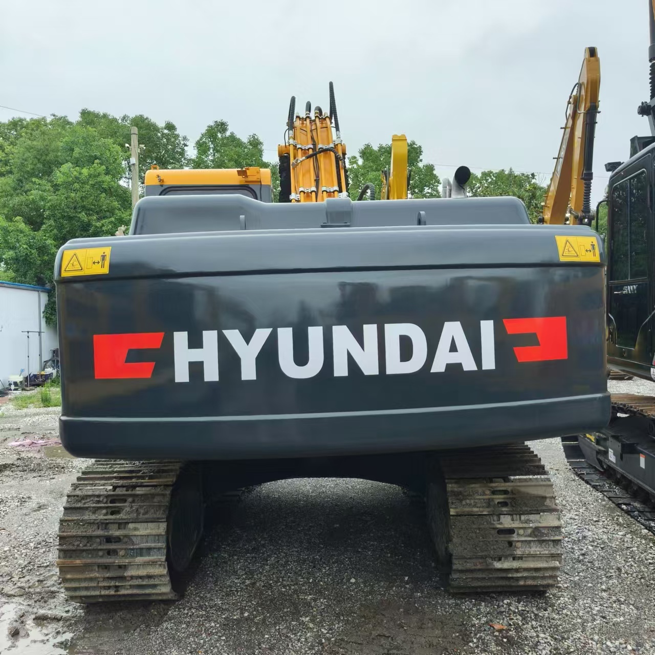 Crawler excavator HYUNDAI R220LC-9S: picture 6