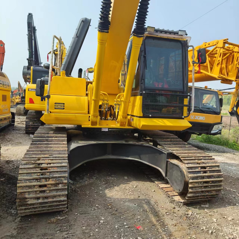 Crawler excavator KOMATSU PC210-8: picture 7 Crawler excavator KOMATSU PC210-8: picture 7