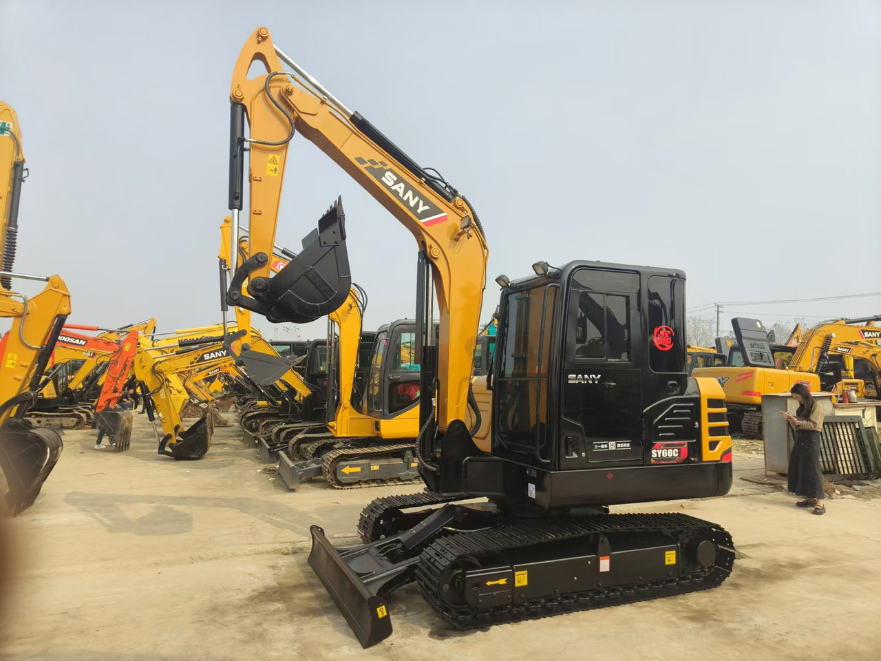 SANY sy60 - Crawler excavator: picture 3 SANY sy60 - Crawler excavator: picture 3