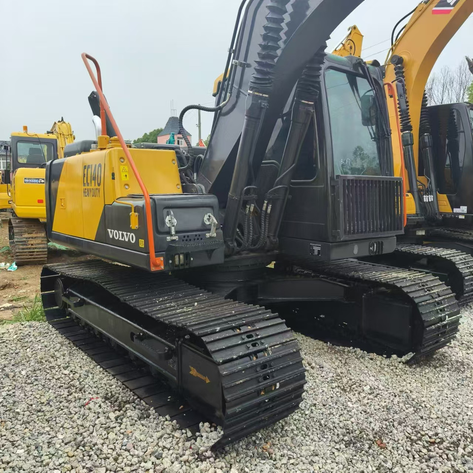 Crawler excavator Volvo EC140: picture 7