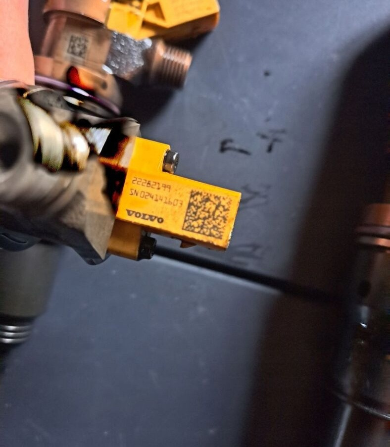 Delphi POMPOWTRYSKIWACZE WTRYSKI VOLVO FM 4 RENAULT GAMA - Injection pump for Truck: picture 2 Delphi POMPOWTRYSKIWACZE WTRYSKI VOLVO FM 4 RENAULT GAMA - Injection pump for Truck: picture 2