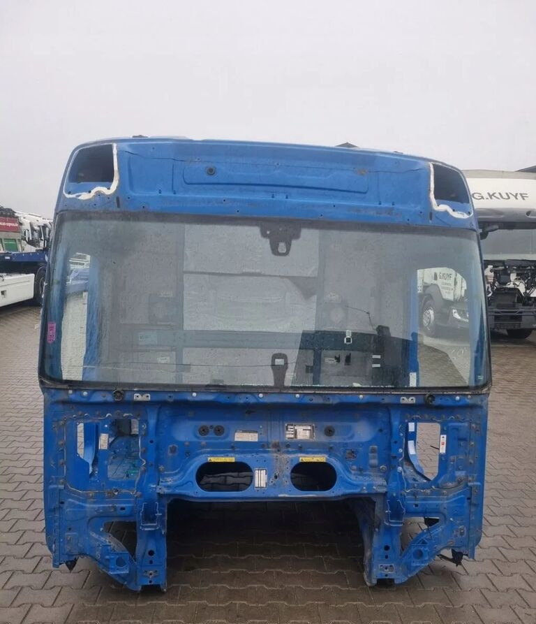 VOLVO GOŁY SZKIELET POSZYCIE BLACHA Volvo FH 4 GLOBETROTTER - Cab for Truck: picture 1 VOLVO GOŁY SZKIELET POSZYCIE BLACHA Volvo FH 4 GLOBETROTTER - Cab for Truck: picture 1