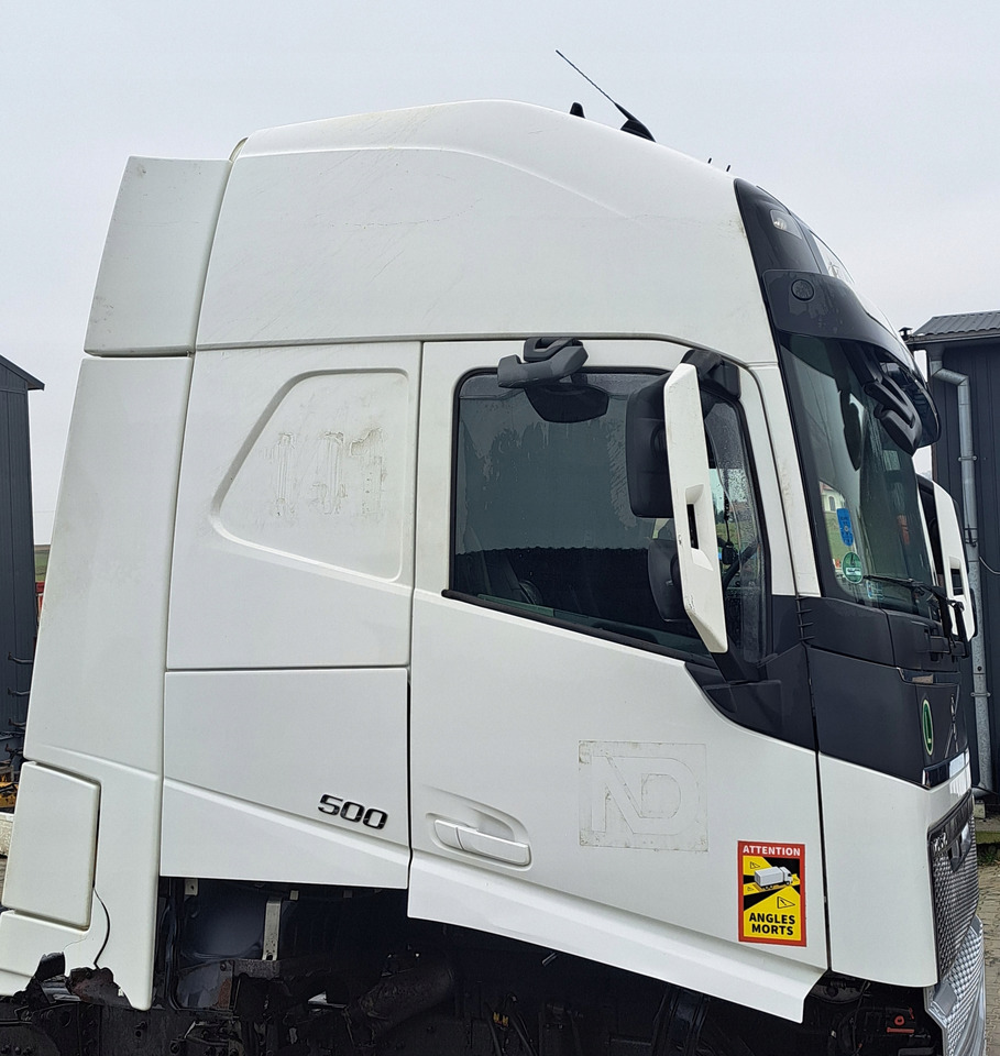 VOLVO KABINA GOŁY SZKIELET VOLVO FH 4 EURO 6 XL - Cab for Truck: picture 2 VOLVO KABINA GOŁY SZKIELET VOLVO FH 4 EURO 6 XL - Cab for Truck: picture 2