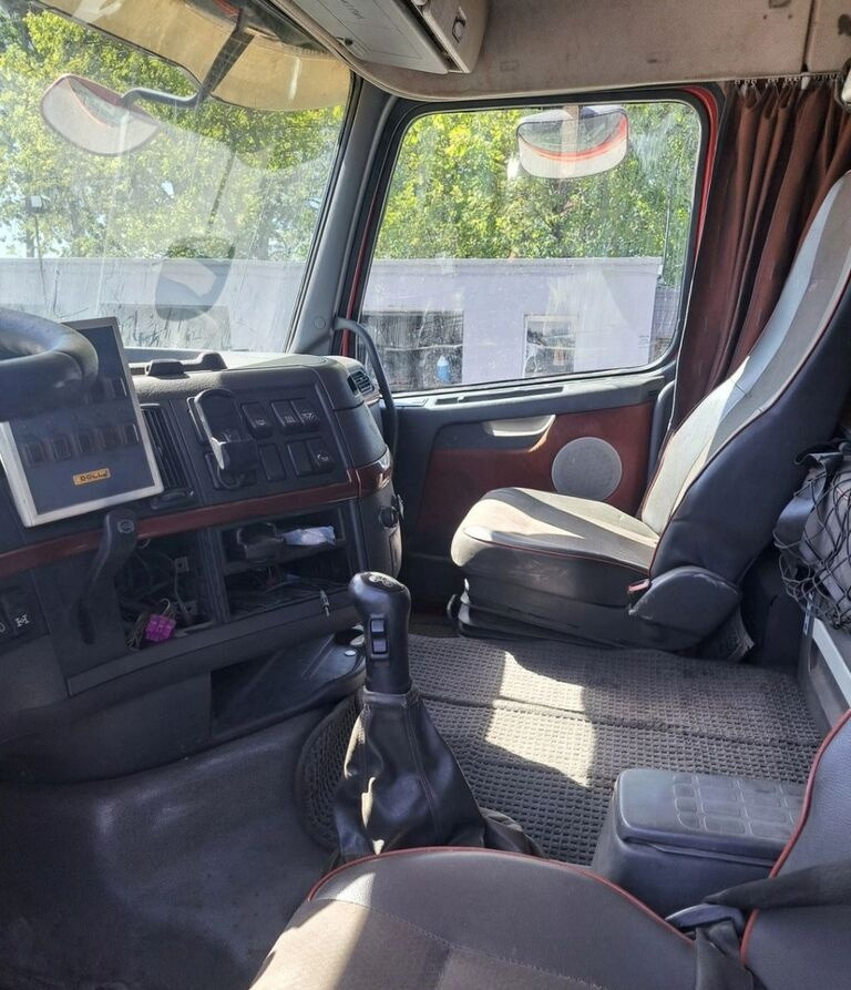 Cab for Truck Volvo SPRZEDAM KABINĘ FH 16 EURO 5 NISKA. Volvo: picture 9 Cab for Truck Volvo SPRZEDAM KABINĘ FH 16 EURO 5 NISKA. Volvo: picture 9