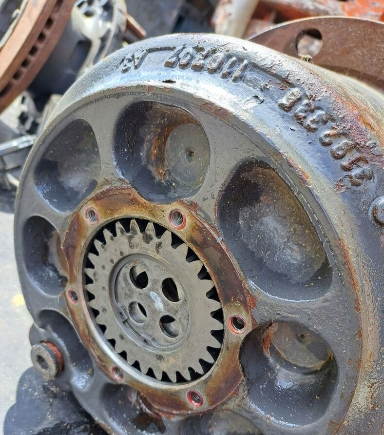 Volvo ZWOLNICA KOMPLETNA PIASTA VOLVO FH FM RENAULT DXI 3192335 - Hub for Truck: picture 1 Volvo ZWOLNICA KOMPLETNA PIASTA VOLVO FH FM RENAULT DXI 3192335 - Hub for Truck: picture 1
