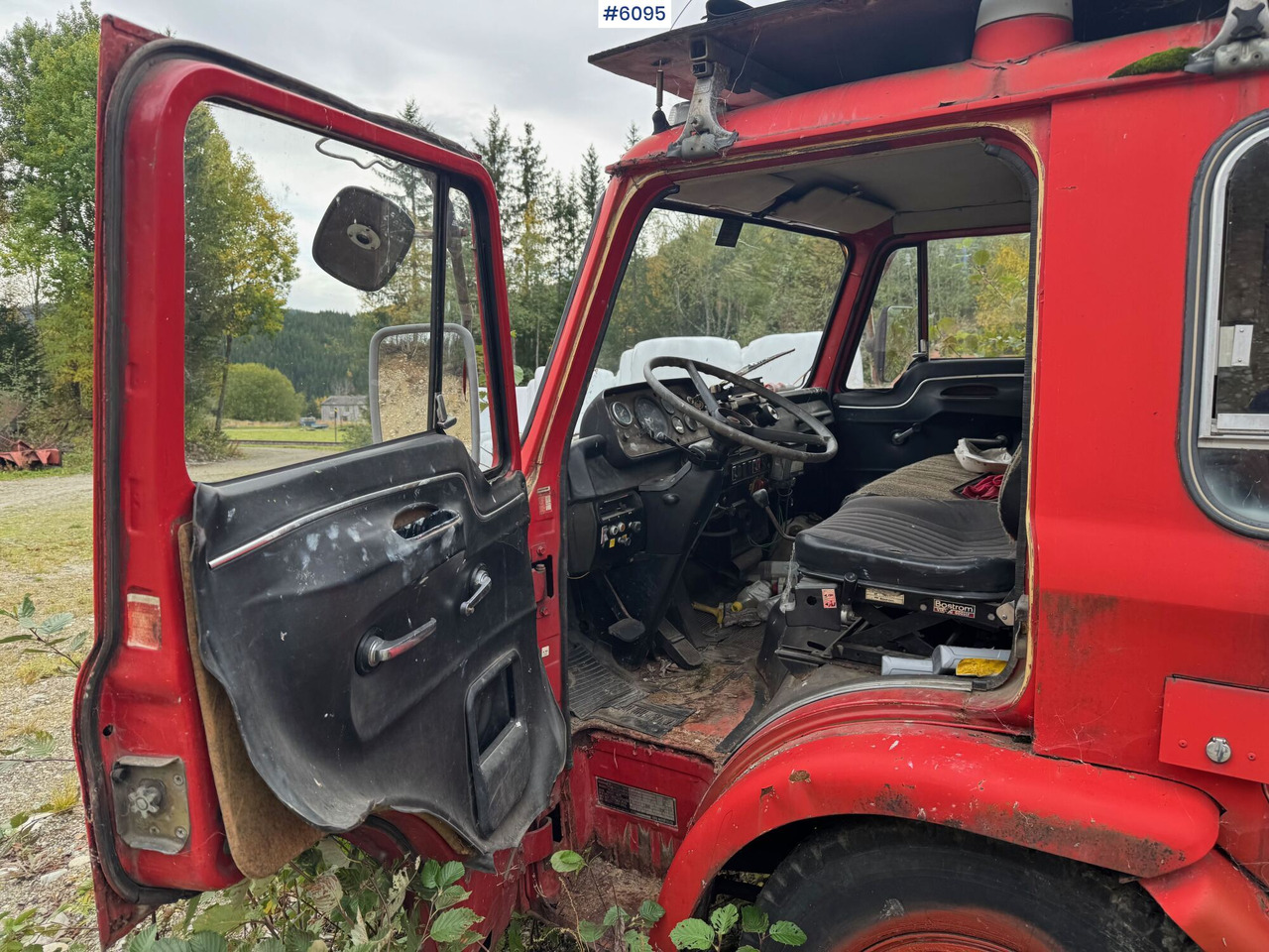 Truck with aerial platform 1977 Ford D-serie m/ Sky-Lift NS10-2K bomlift!: picture 9