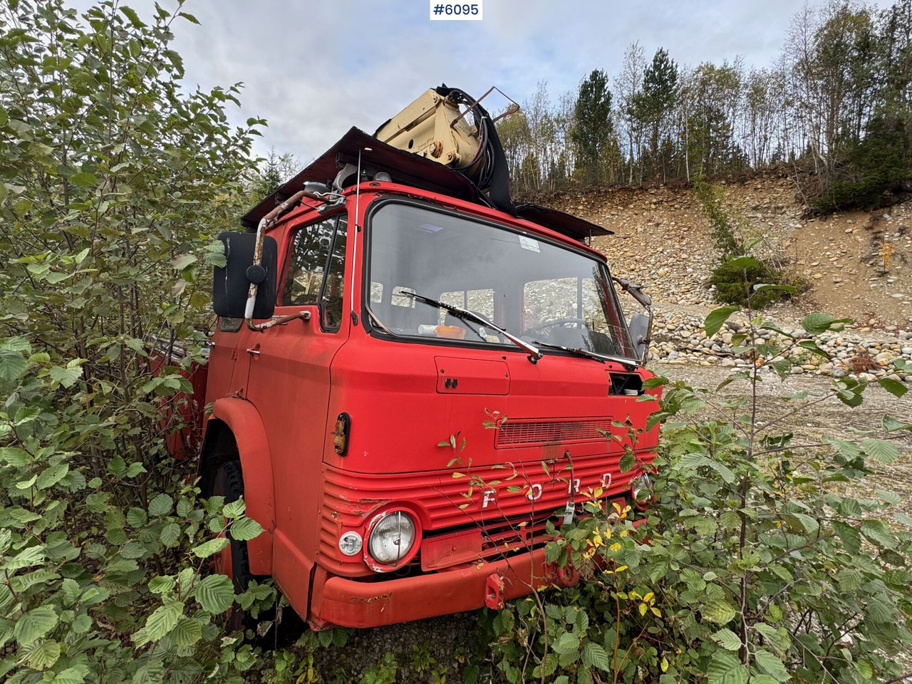 Truck with aerial platform 1977 Ford D-serie m/ Sky-Lift NS10-2K bomlift!: picture 6