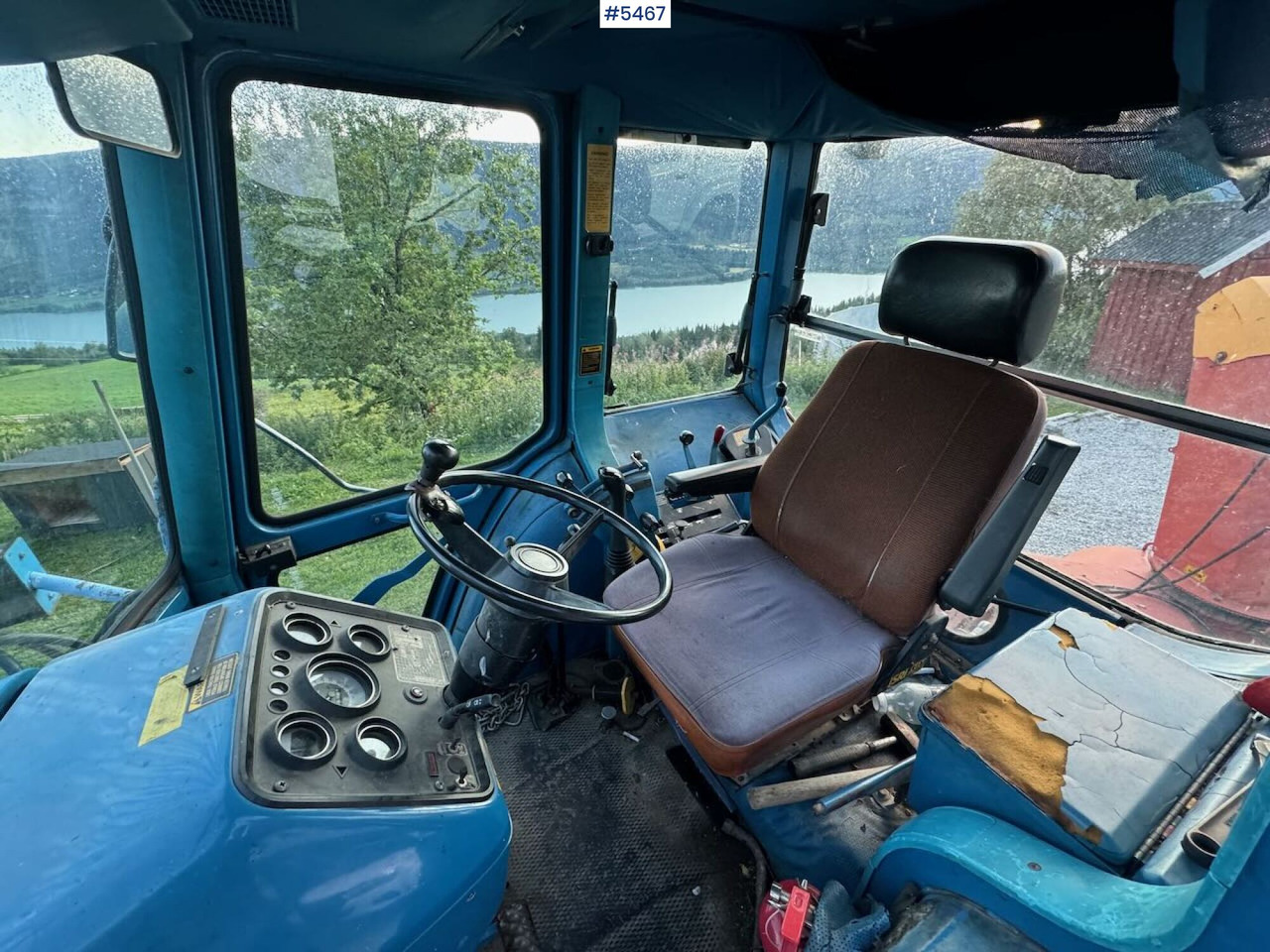 Farm tractor 1983 Ford 7710 4x4 w/ frontloader: picture 14