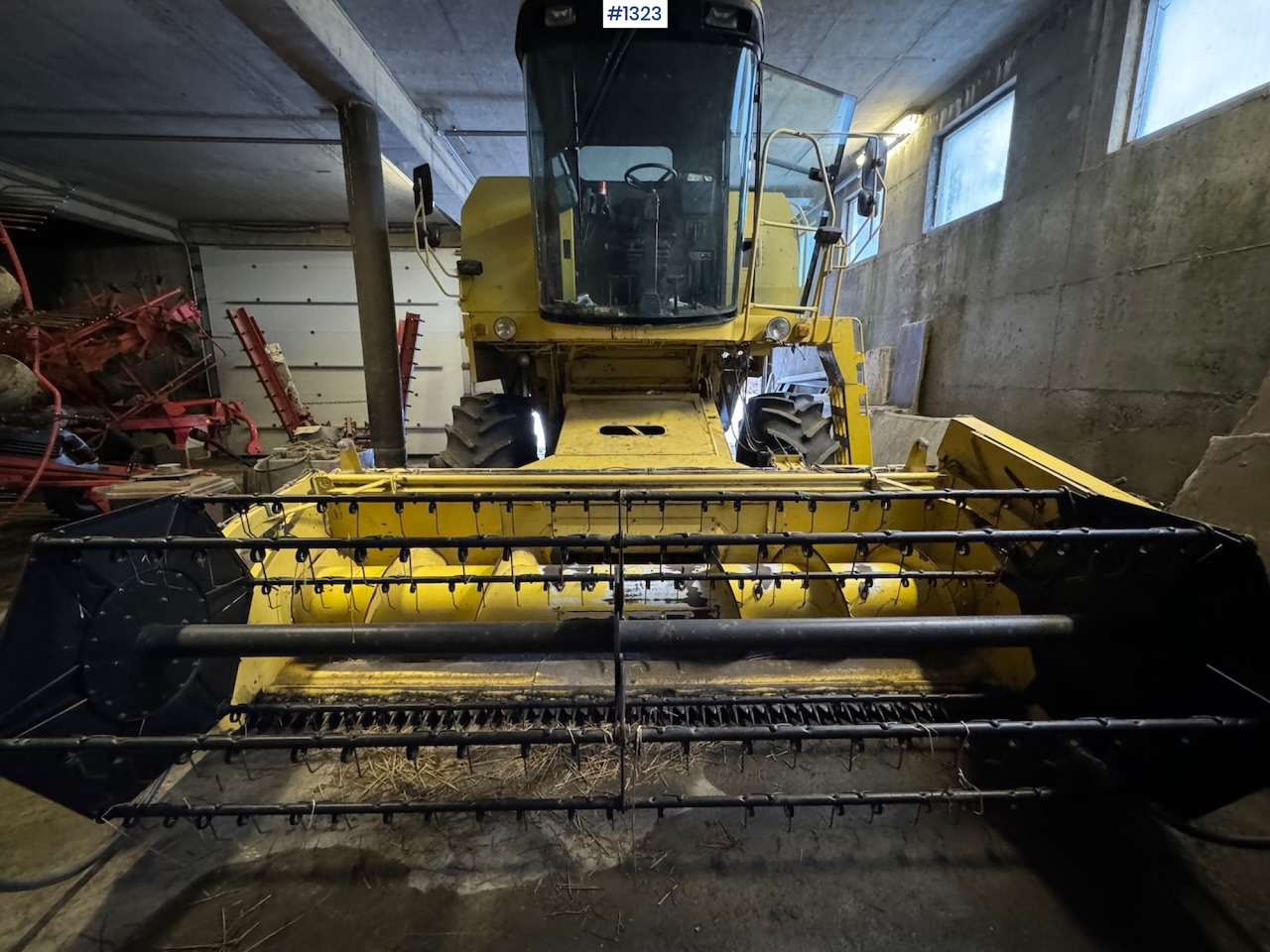 1992 New Holland TC52 Combine - Combine harvester: picture 5 1992 New Holland TC52 Combine - Combine harvester: picture 5