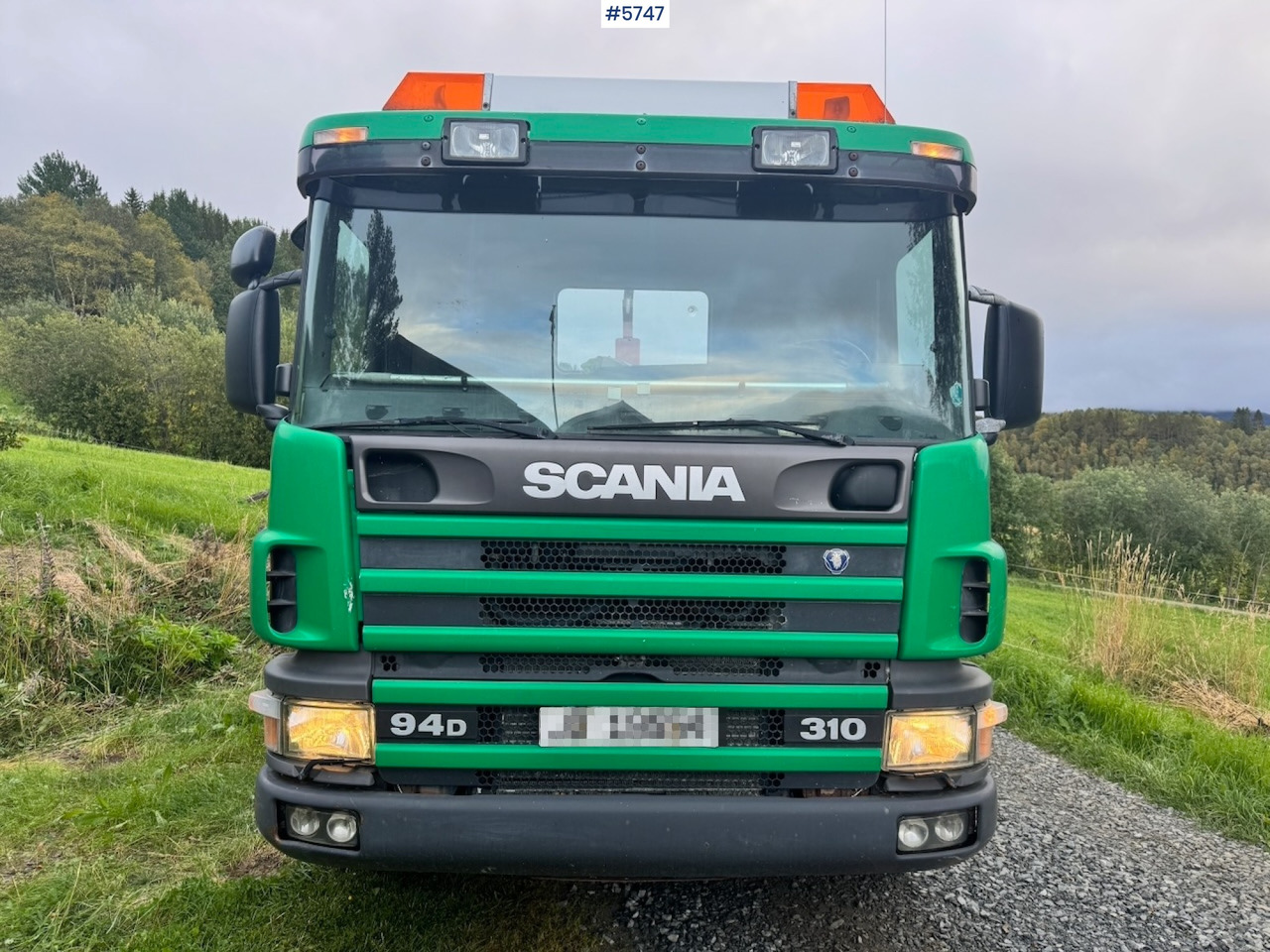 1998 Scania 94D 310 Hook‑truck - Hook lift truck: picture 4 1998 Scania 94D 310 Hook‑truck - Hook lift truck: picture 4