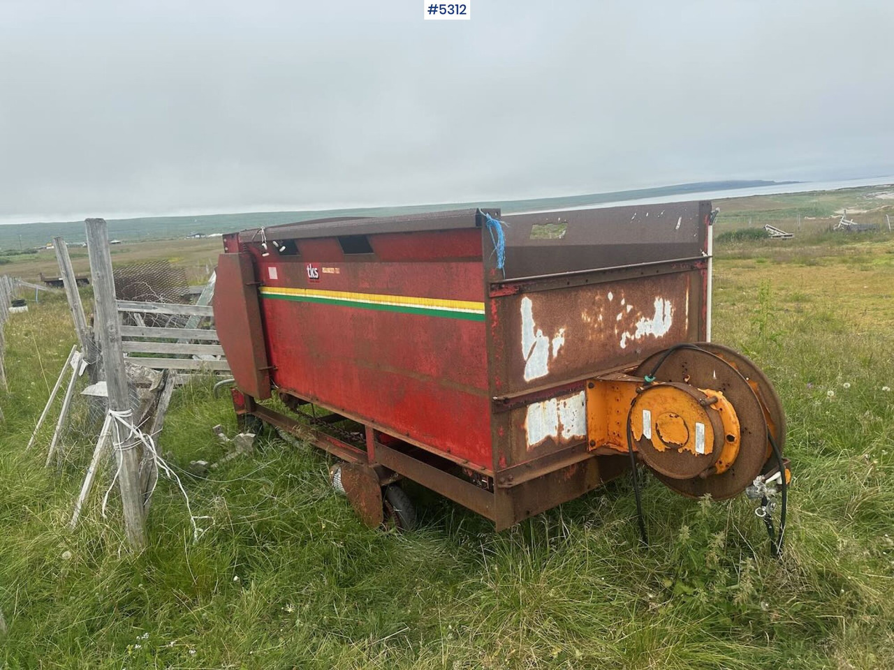 1998 TKS R-150 Silage spreader - Tedding equipment: picture 5 1998 TKS R-150 Silage spreader - Tedding equipment: picture 5